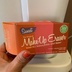 BNIB original makeup eraser